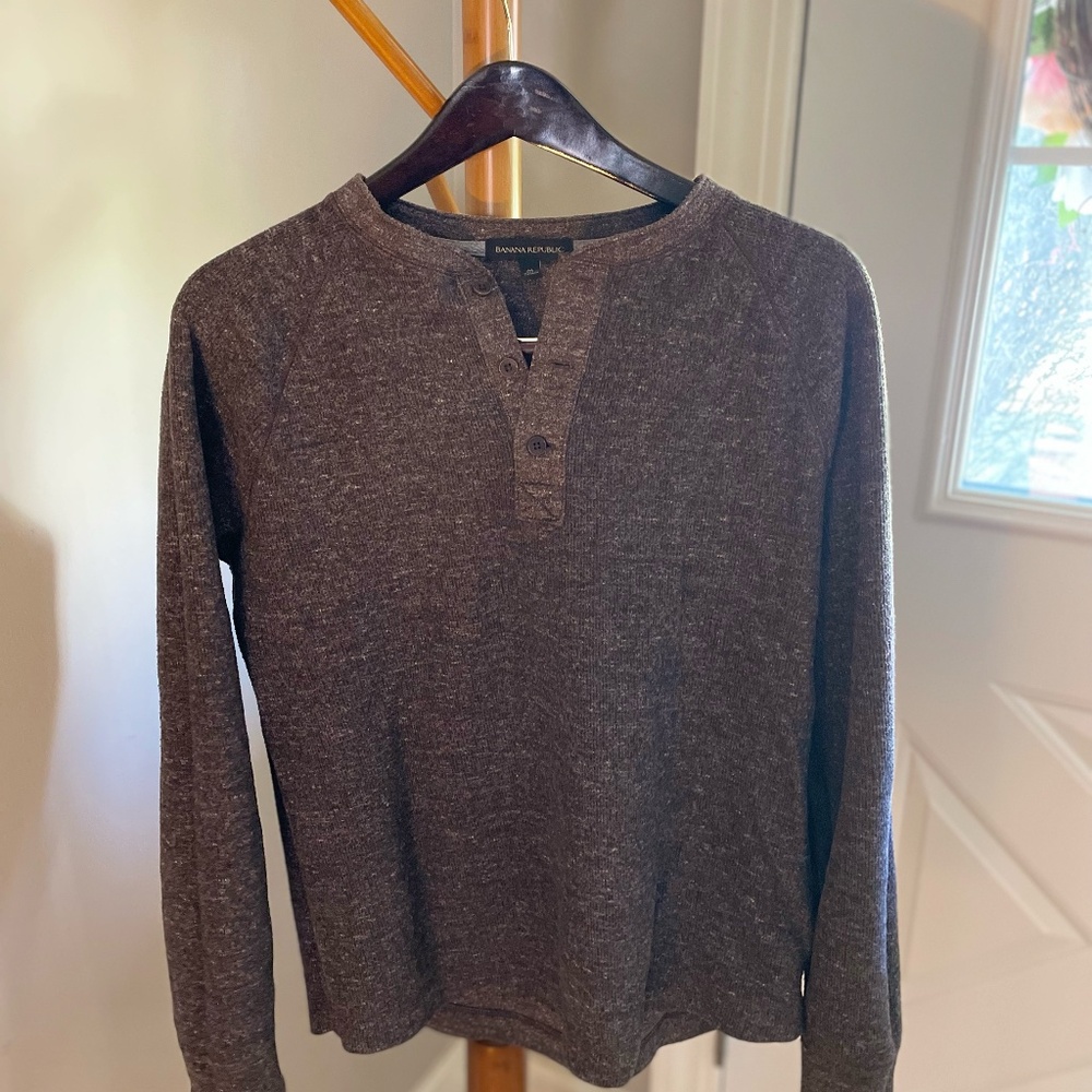 Banana Republic Brushed Waffle-Knit Henley Medium